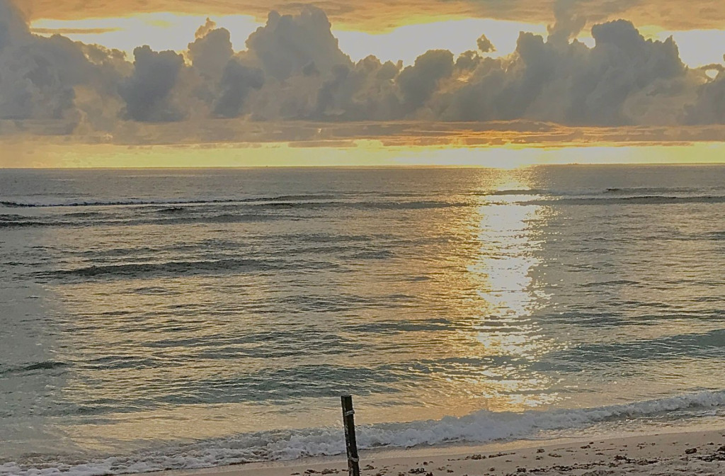 Pantai Sawang Indah memiliki Potensi Pengembangan Pariwisata, dengan Pengunjung lokal maupun Luar